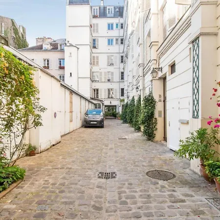 Artistic Flat With An Incredible View Close To Eiffel Tower - Welkeys 파리