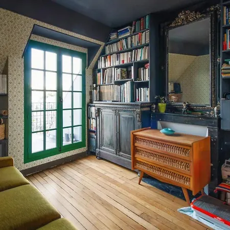 Artistic Flat With An Incredible View Close To Eiffel Tower - Welkeys * Párizs