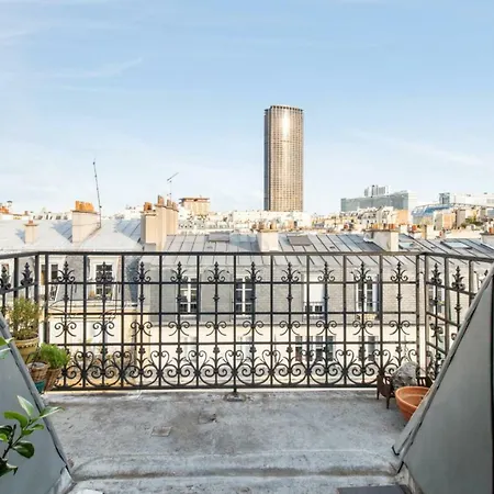 Artistic Flat With An Incredible View Close To Eiffel Tower - Welkeys Párizs